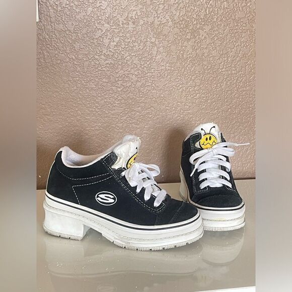 Vintage 90s Sketchers Platform Suede Shoe Size 1 - Picture 1 of 11